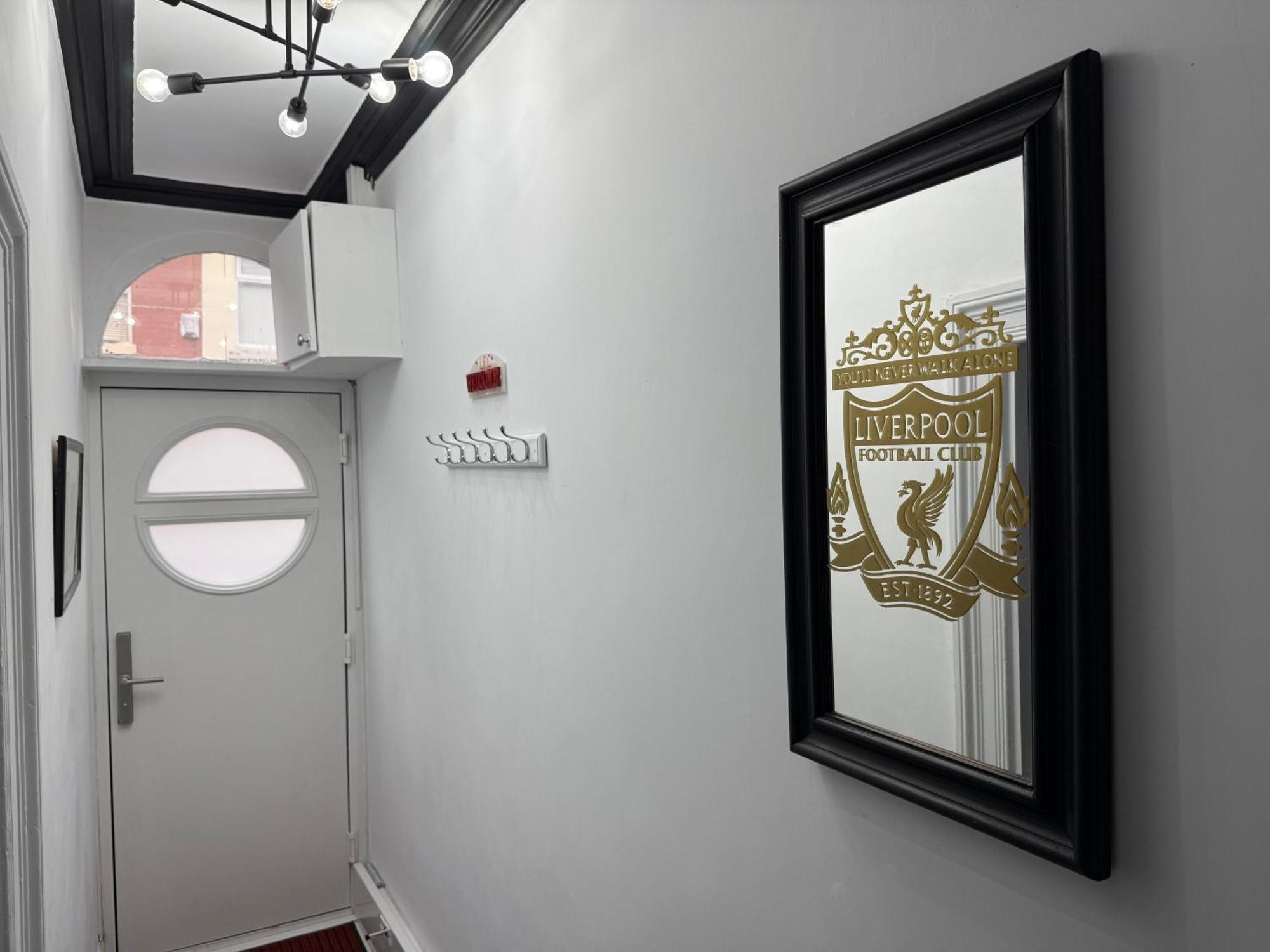 Anfield Abode - Entire Lfc Themed House Villa Liverpool Exterior photo